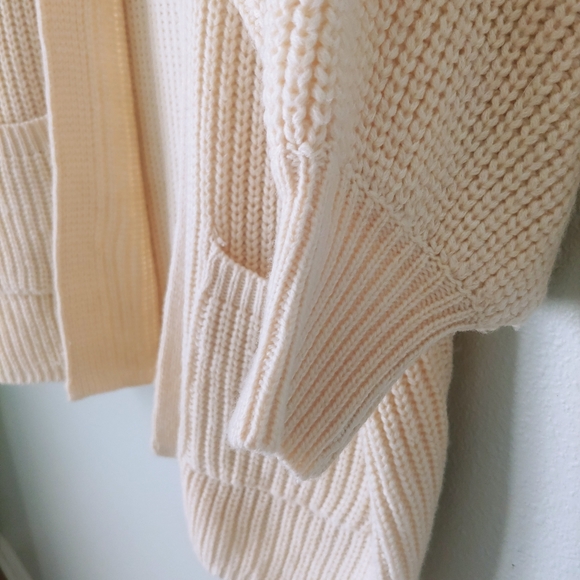 Sweet Generis | Rosette Embroidered Open Cardigan Sweater - Picture 8 of 12